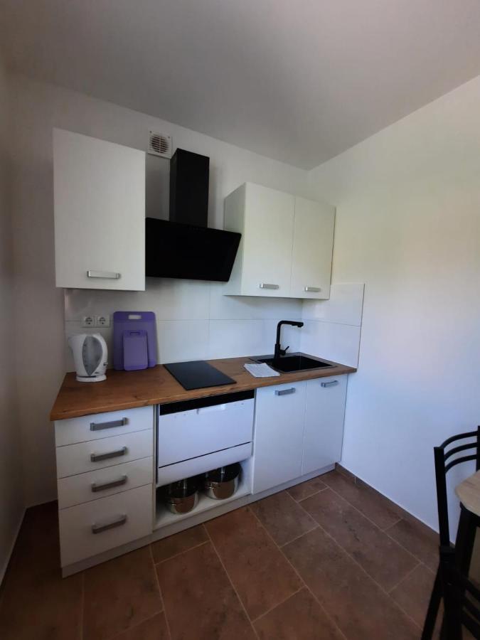 Appartements Lena. Premantura Ngoại thất bức ảnh