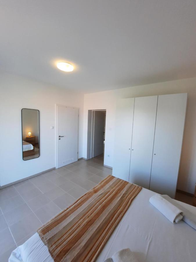 Appartements Lena. Premantura Ngoại thất bức ảnh